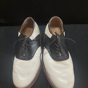 Classic Black and White Men's Dress Shoes-GH Bass size 11D-#475